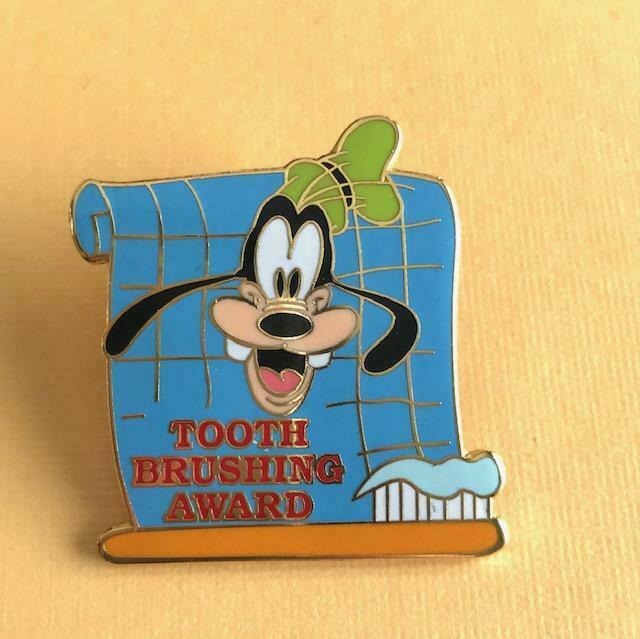 WDW Disney Pin Goofy Toothbrushing Award 6471