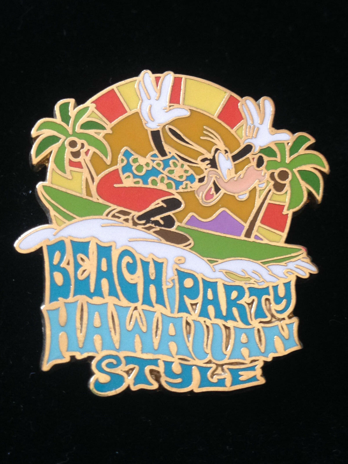 Adventures By Disney ABD Legends Hawaiian Islands Beach Party Style Goofy Pin